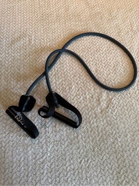 SPRI Black Resistance Tube with‎ Ankle/Hand Straps